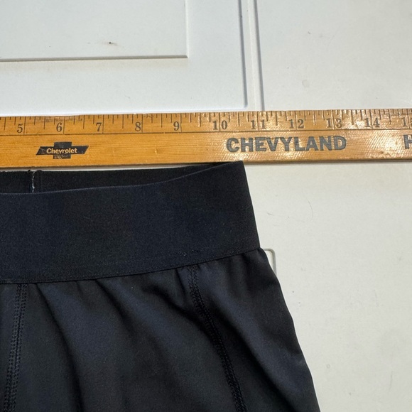 Adidas Women’s Size XS Black Aeroready Bicycle Bike Shorts Yoga Workout - Picture 3 of 4